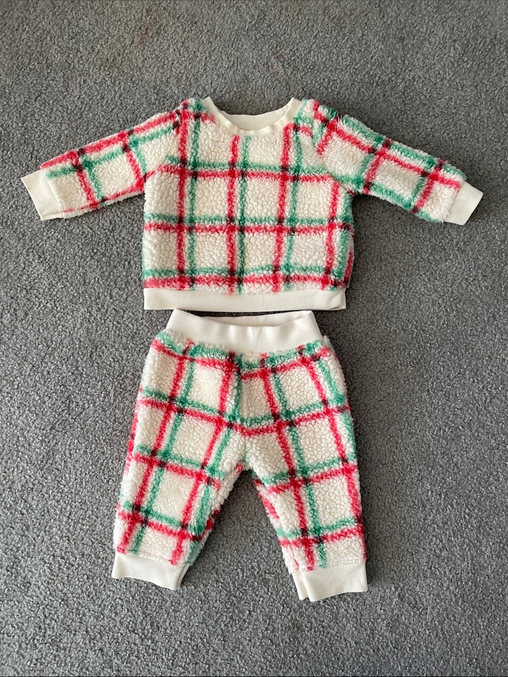 Cat & Jack Cream Sherpa Set